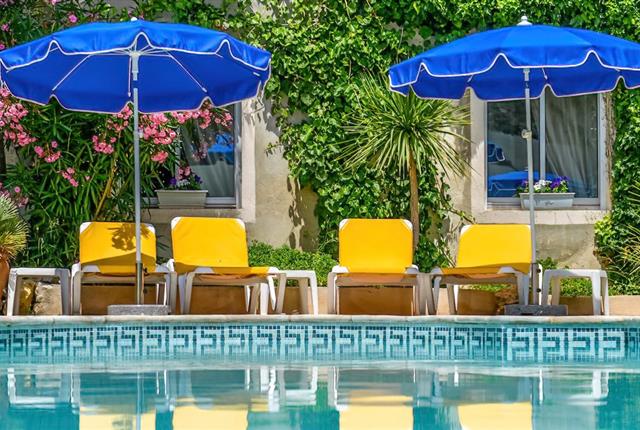 The pool at the Hôtel Résidence