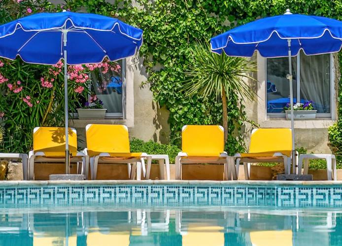 The pool at the Hôtel Résidence