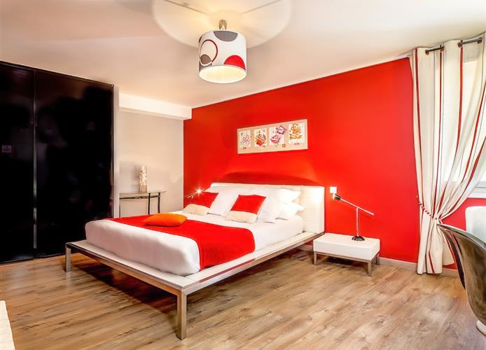 Double Prestige room at the Hôtel Résidence
