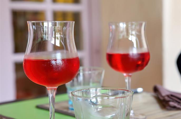 Glasses of wine at the Restaurant O'33 in Nissan-Lez-Ensérune in Hérault